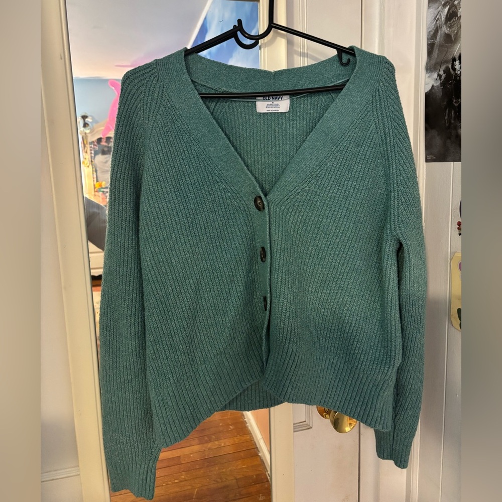 Old Navy’s Teal Ribbed V-Neck Button Cardigan